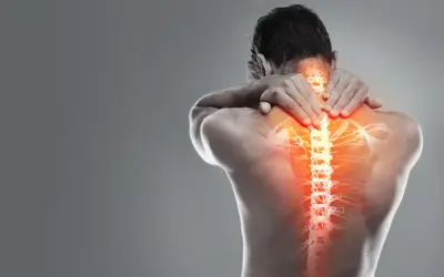 Symptome Nackenschmerzen und Ursache